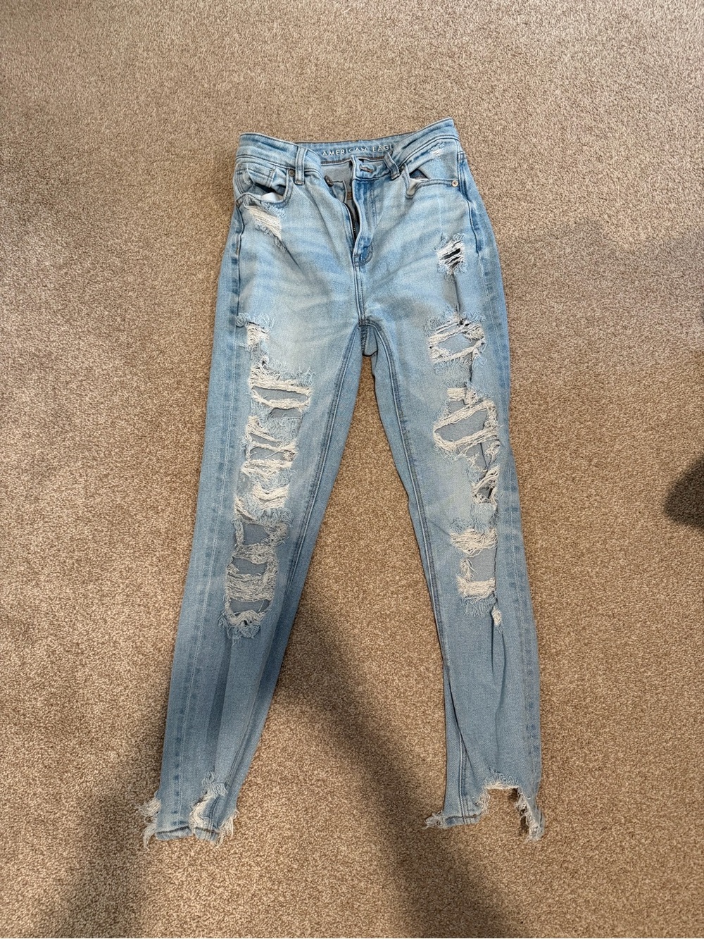 American Eagle Outfitters Light Blue High-Rise Distressed Jeans